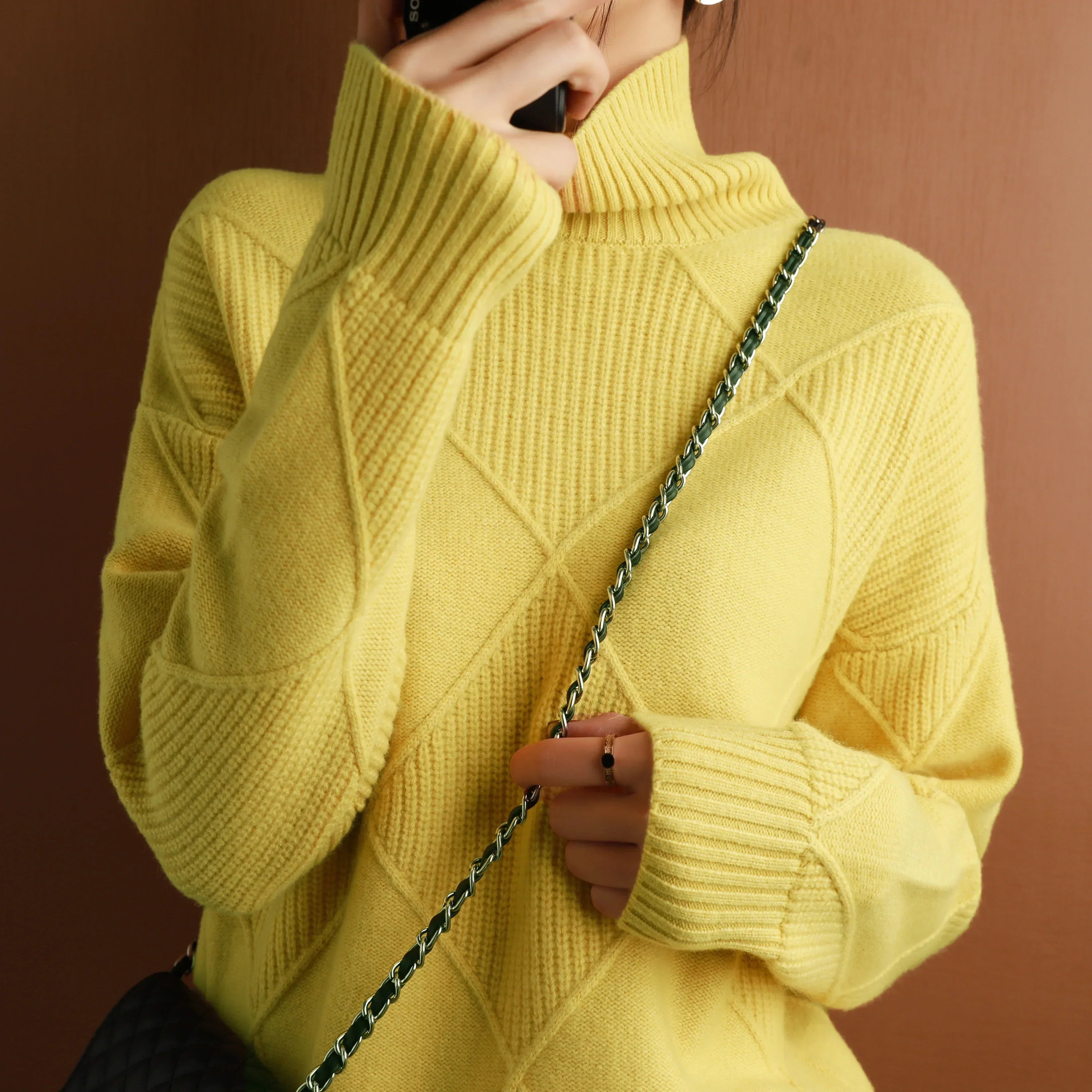 Viola | Comfy Coltrui